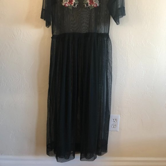 Sheer Long Zara Mesh Black Embroidered Floral Midi Dress, new - Picture 7 of 10